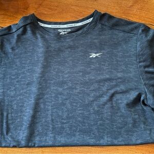 REEBOK Men's quick dry active shirt - short sleeve